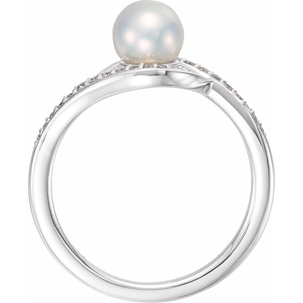 Cultured White Freshwater Pearl & 1/8 CTW Natural Diamond Ring