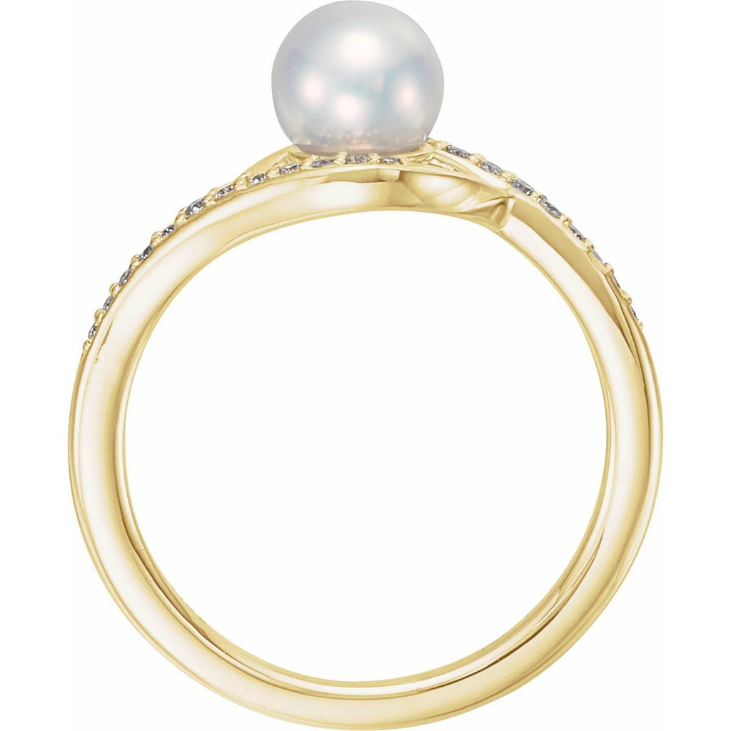 Cultured White Freshwater Pearl & 1/8 CTW Natural Diamond Ring in 14k yellow gold