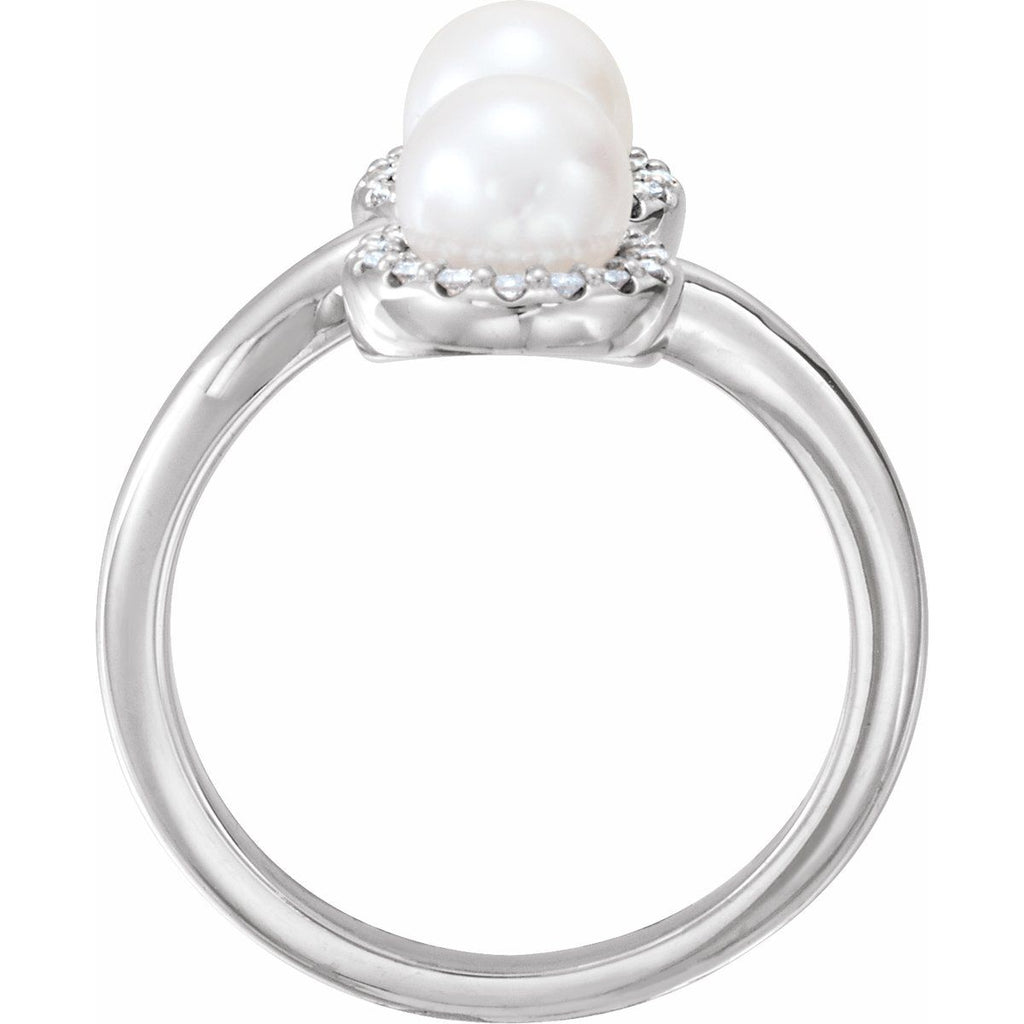Cultured White Freshwater Pearl & 1/6 CTW Natural Diamond Ring in platinum